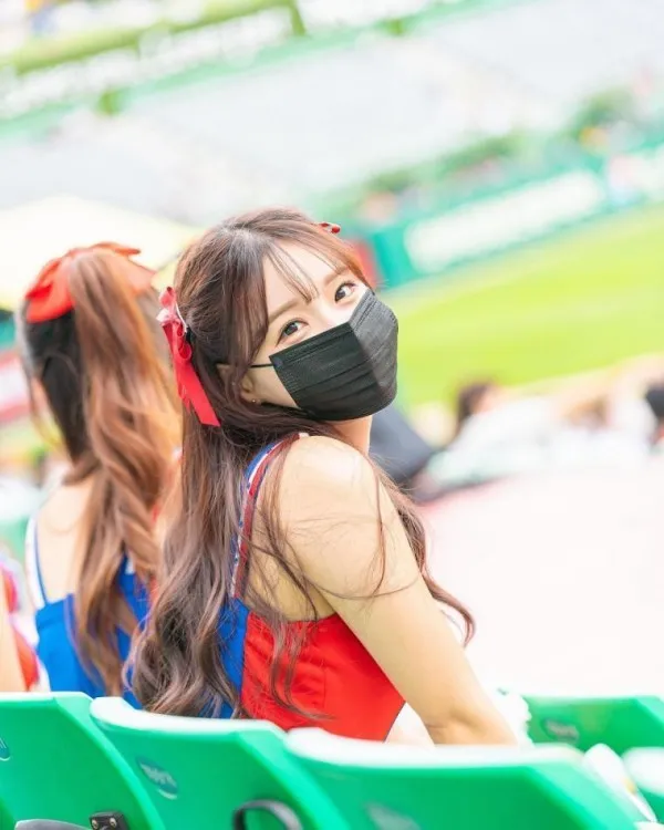 최홍라 치어리더