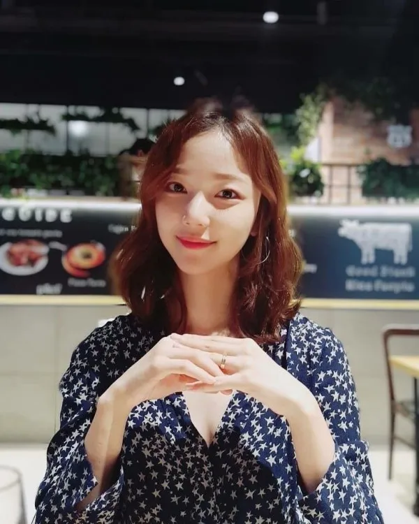 미소가 이쁜 김규선