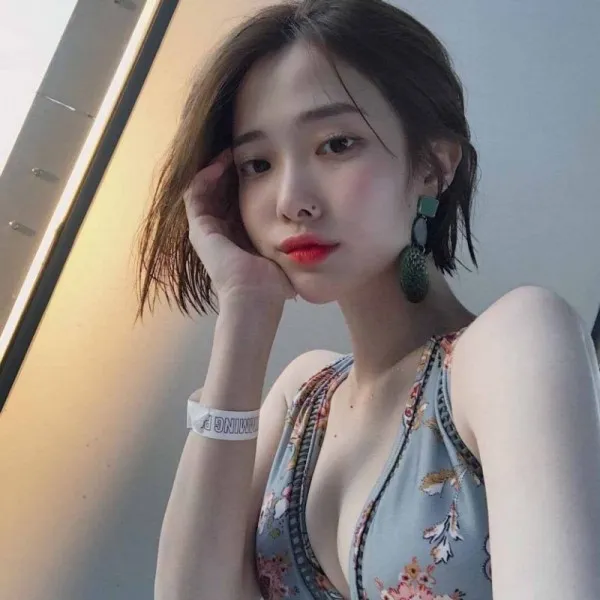 인스타 단발녀