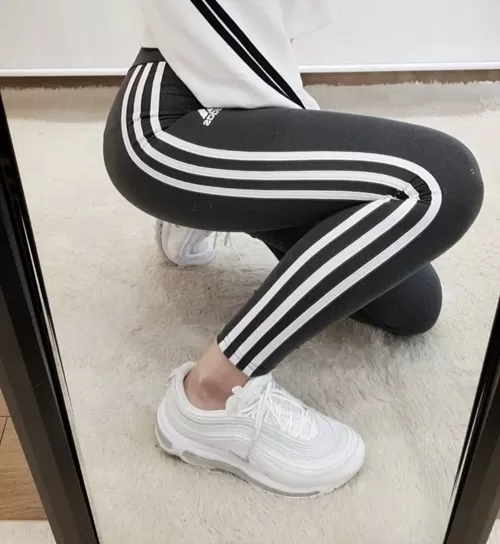 아디다스